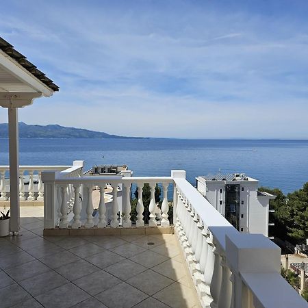 Eri Apartments Sarandë Buitenkant foto