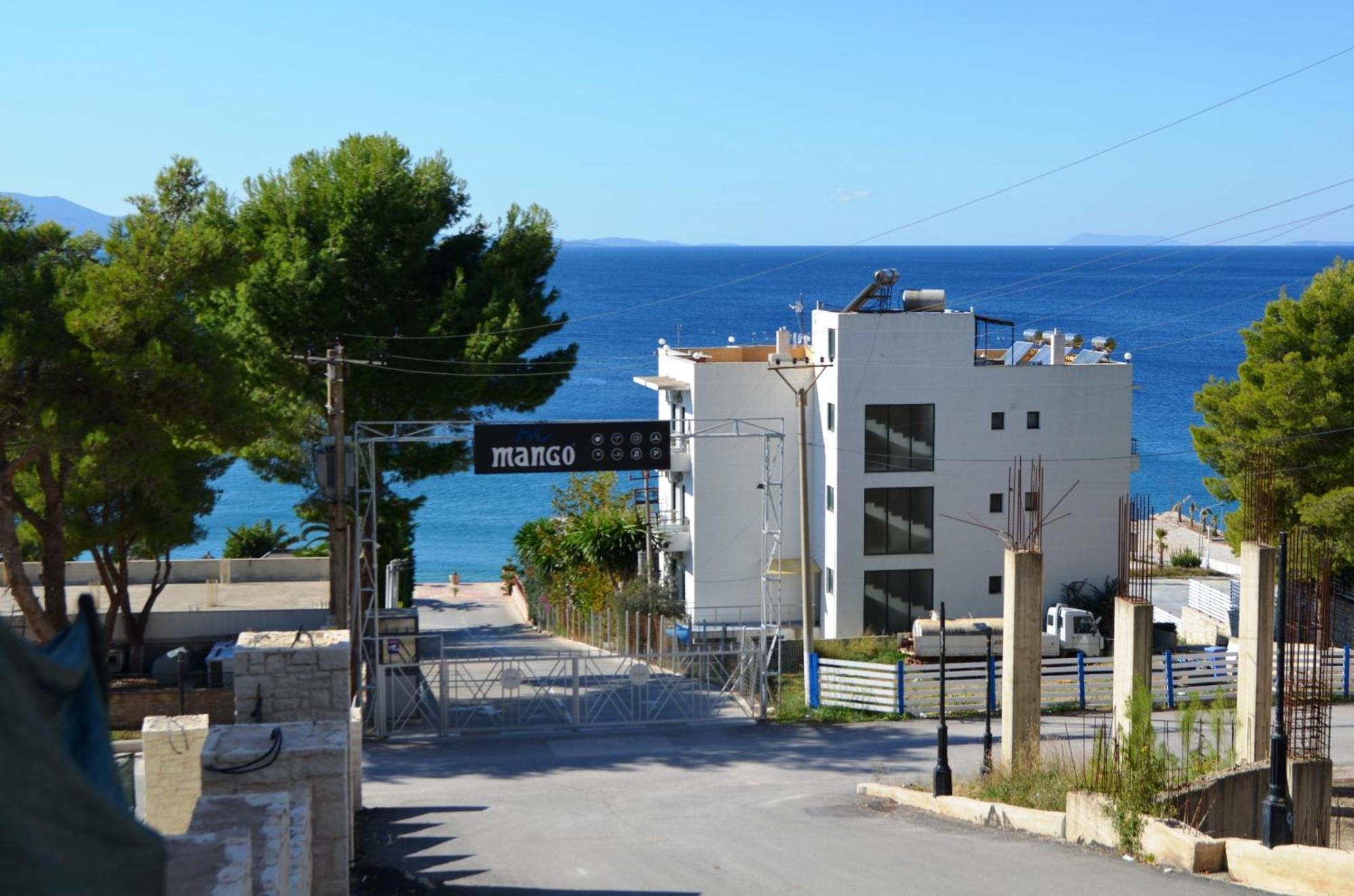 Eri Apartments Sarandë Buitenkant foto