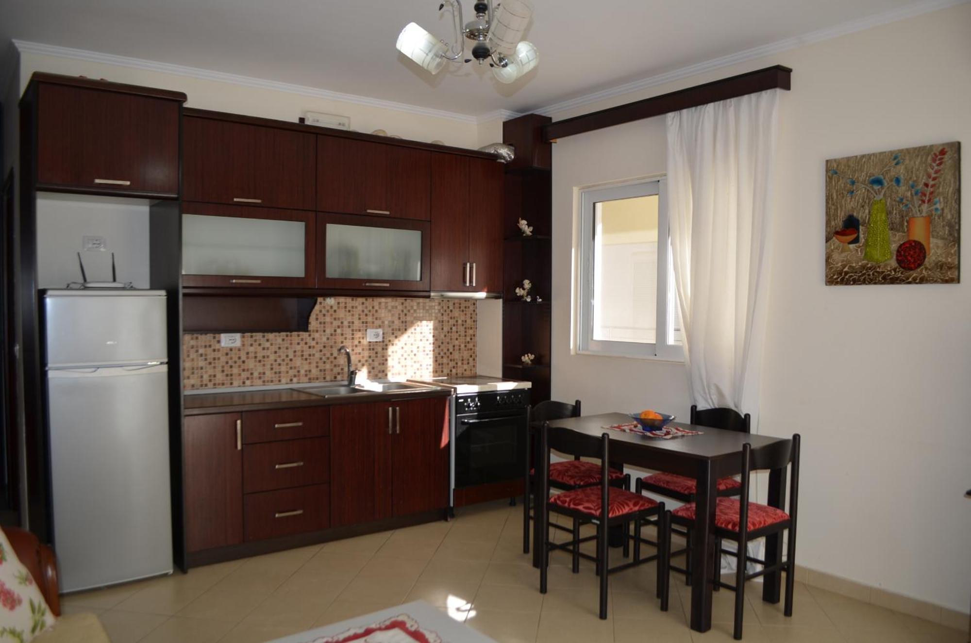 Eri Apartments Sarandë Buitenkant foto