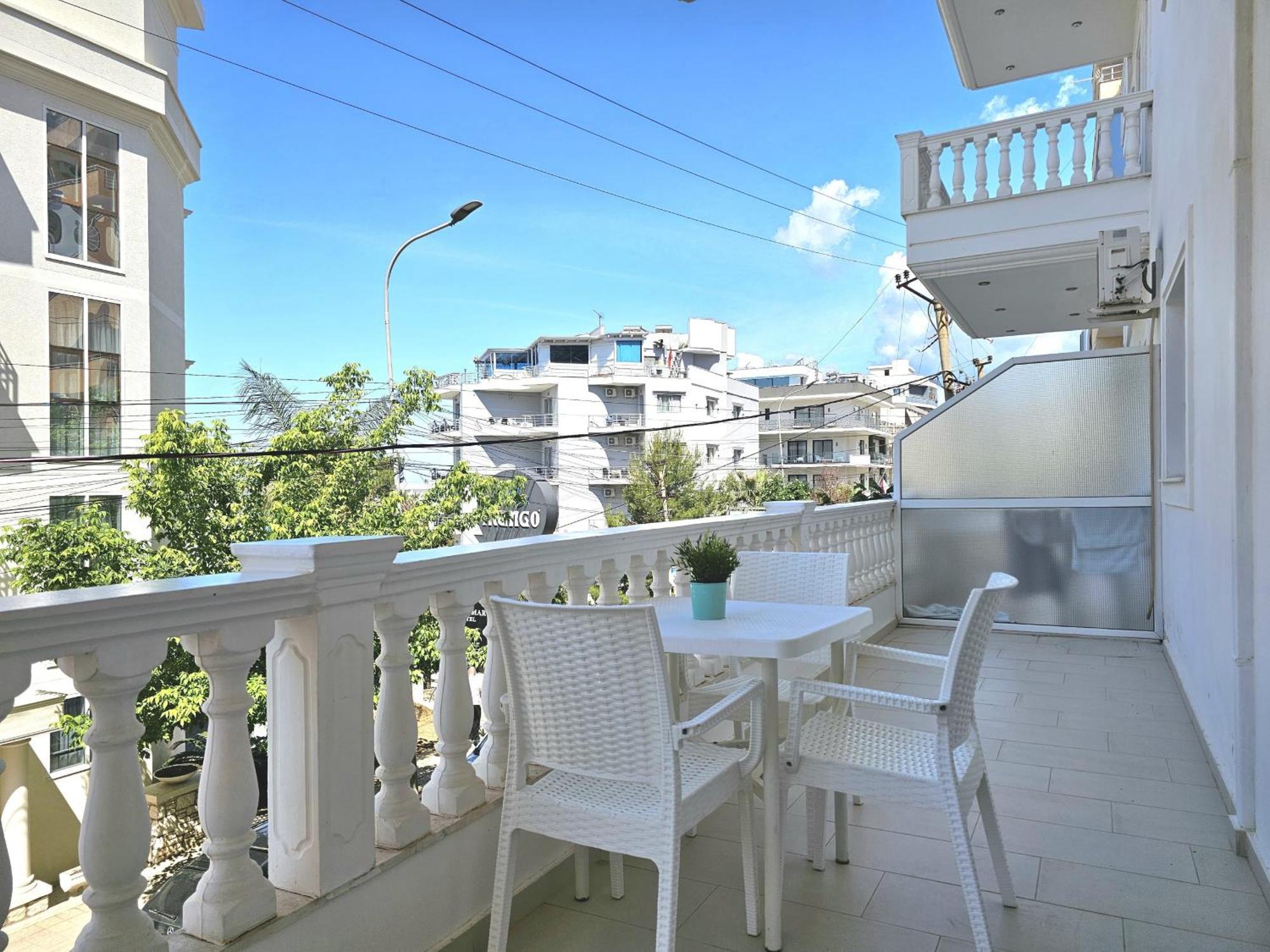 Happy Stay Eri Sarandë Buitenkant foto
