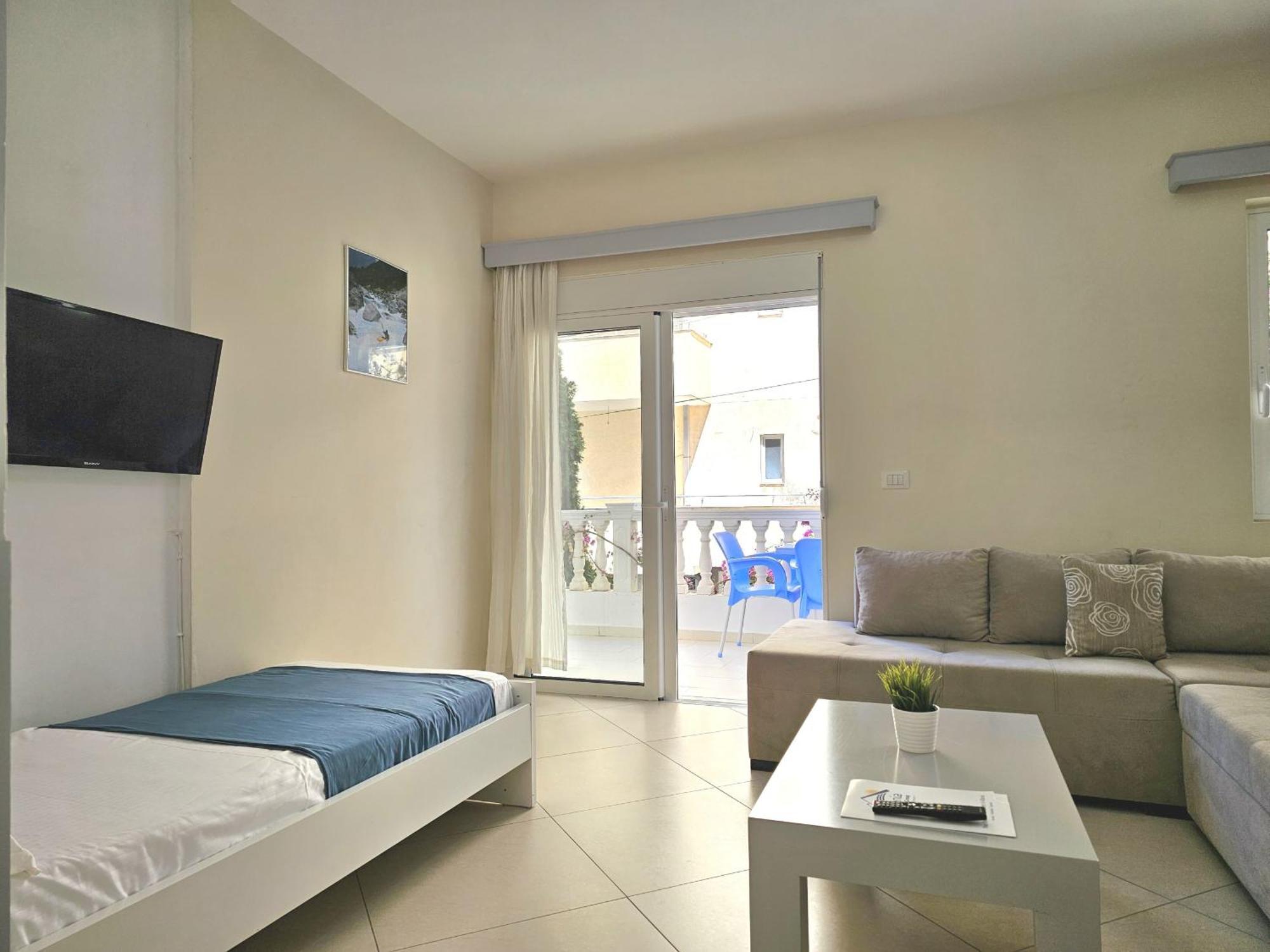 Happy Stay Eri Sarandë Buitenkant foto